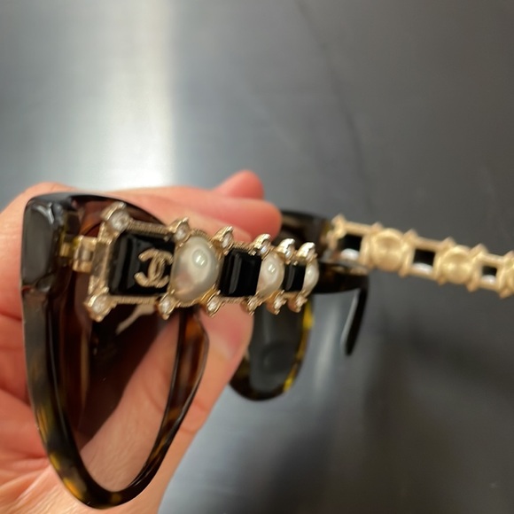 ❤️🤩🤩GORGEOUS GENUINE CHANEL GLASSES !!❤️🤩🤩🤩 - Picture 5 of 8